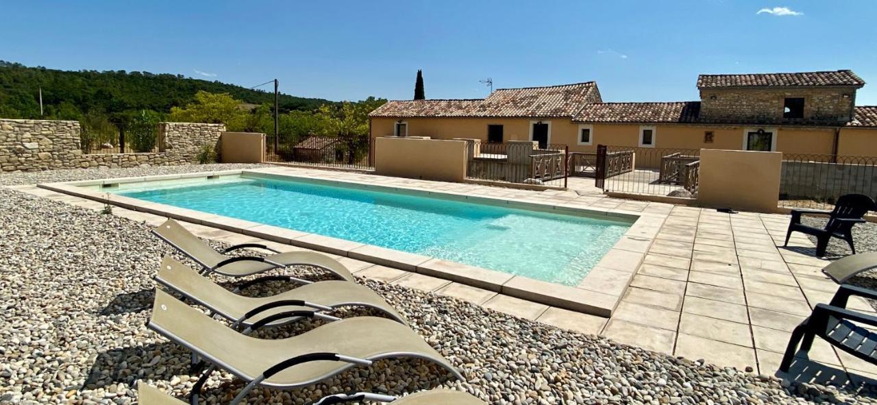 Mas Des Terres Rouges Villa Vezenobres Exterior photo