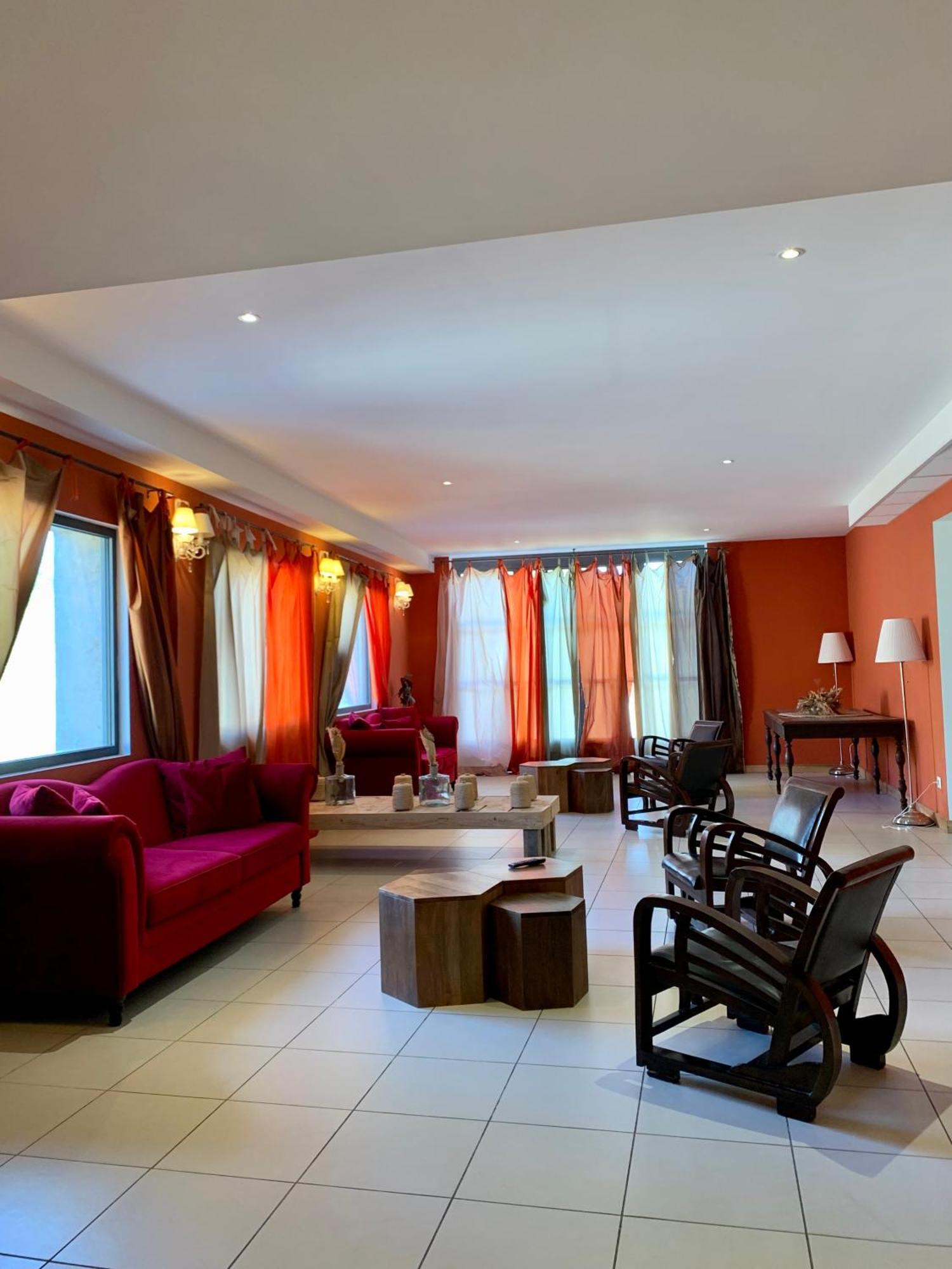 Mas Des Terres Rouges Villa Vezenobres Exterior photo