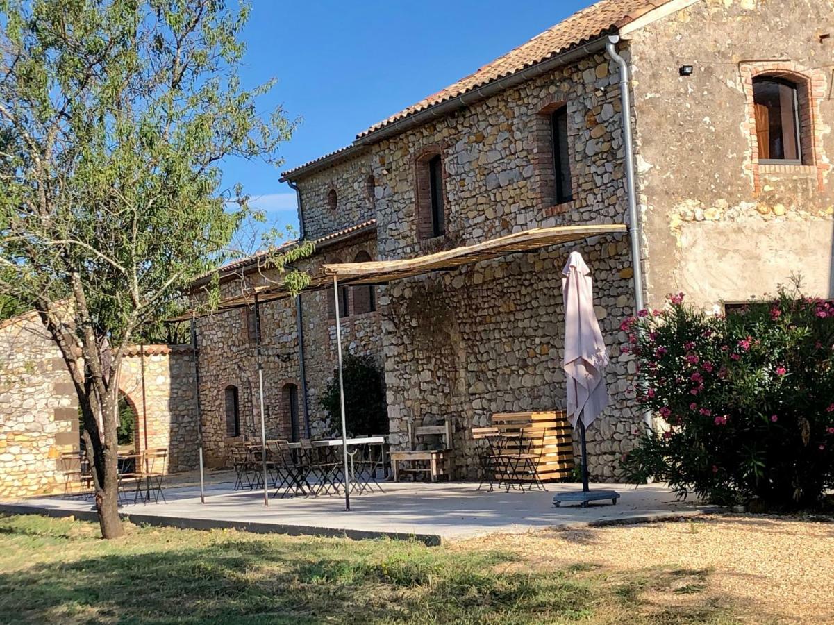 Mas Des Terres Rouges Villa Vezenobres Exterior photo